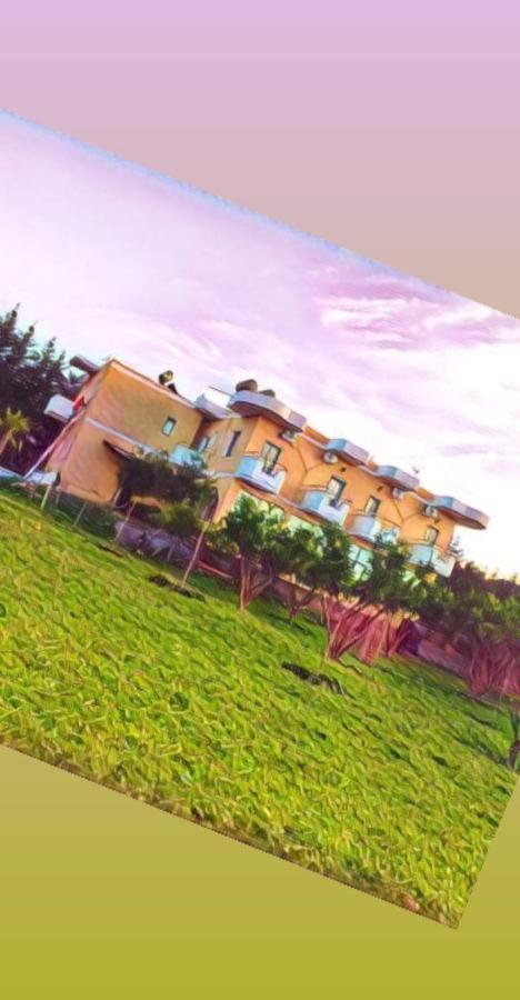 Agron Hotel Orikum Buitenkant foto