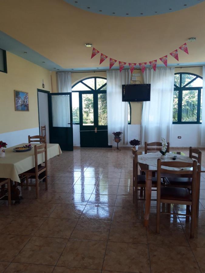 Agron Hotel Orikum Buitenkant foto
