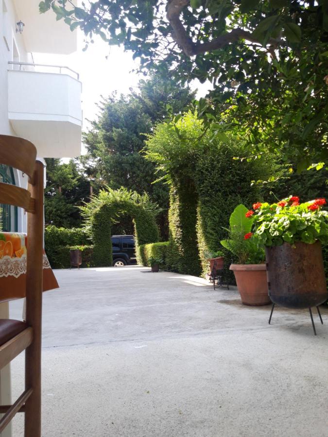 Agron Hotel Orikum Buitenkant foto