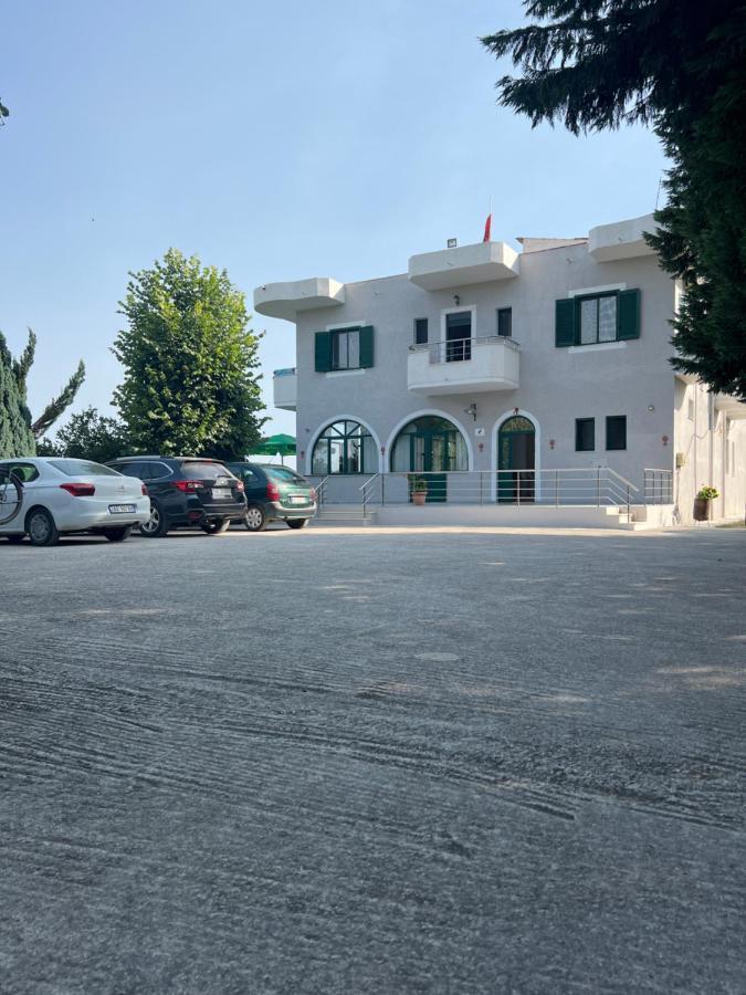 Agron Hotel Orikum Buitenkant foto